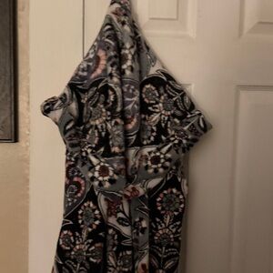 Vera Bradley Black and White Floral Robe